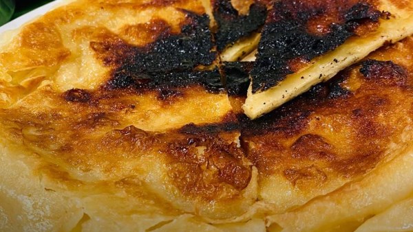 حلويات عيد الأضحى.. طريقة عمل رقاق باللبن بأسهل الخطوات 