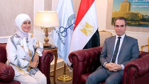 المسلماني وهالة حاتم