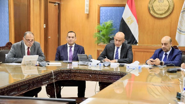 ماراثون الثانوية العامة |التعليم: الصور المتداولة بجروبات الغش لا تخص امتحان الدين