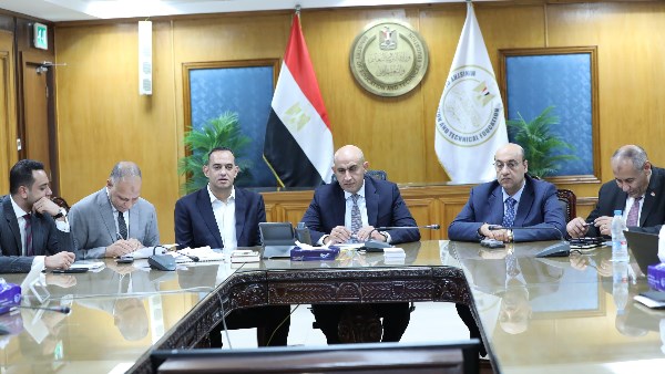 ضبط المتورطين في تصوير أسئلة امتحان عربي الثانوية العامة وتطبيق الاجراءات القانونية