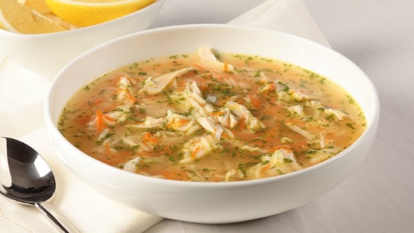 طريقة عمل شوربة لسان العصفور بالجزر والبطاطس 