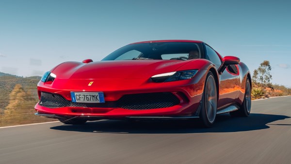 فيراري GTB 296