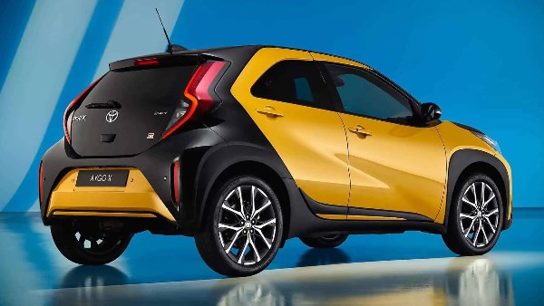 تويوتا ايجو اكس AYGO X