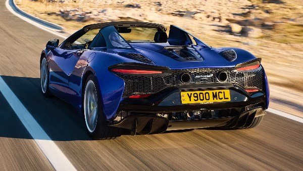  ماكلارين Artura Spider