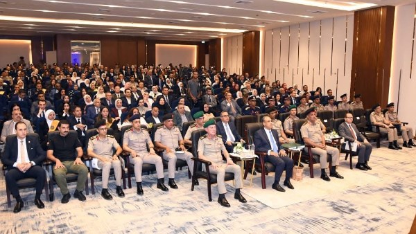 الأكاديمية العسكرية المصرية تنظم مراسم تخريج الدورة التدريبية رقم 8 للدفعة 57 ملحقين دبلوماسيين 