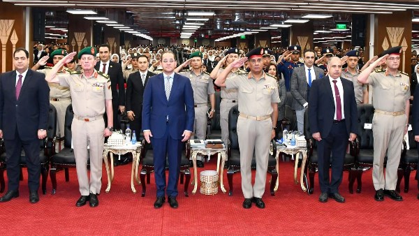 صورة من حفل التخرج