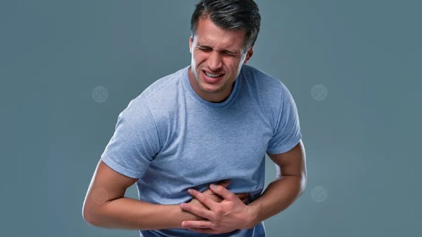 الإمساك المزمن أكثر من مجرد إزعاج.. تعرف على مضاعفاته الخطيرة