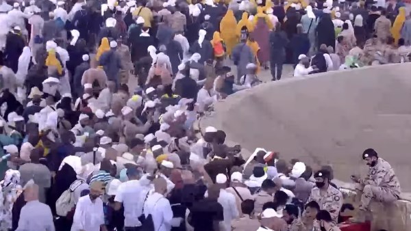بث مباشر.. رمي الجمرات في ثانى أيام التشريق