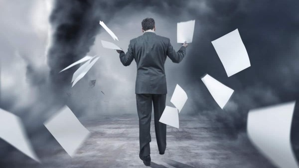 حكم تقديم الأعذار الطبية الكاذبة لجهة العمل