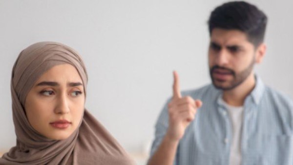 حكم انفراد الزوجة بقرار منع الإنجاب بسبب إدمان الزوج .. الإفتاء تجيب