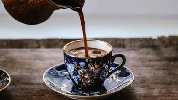 هل القهوة ترفع ضغط الدم فعلًا؟