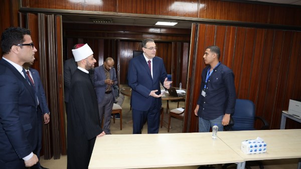 وزير الأوقاف ورئيس "التنظيم والإدارة" يتفقدان اختبارات تعيين الأئمة والخطباء