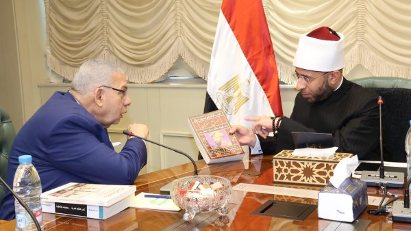 وزير الأوقاف ورئيس اتحاد الناشرين العرب