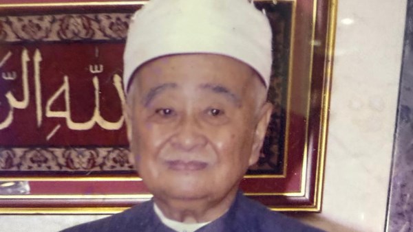وفاة أول خريج أزهري في سلطنة بروناي.. أهم المعلومات عنه
