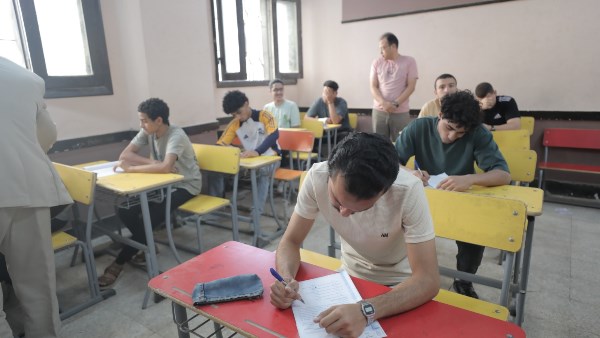 امتحانات الثانوية الأزهرية 