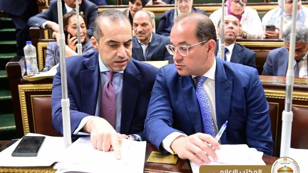  ووزير الشؤون النيابية
