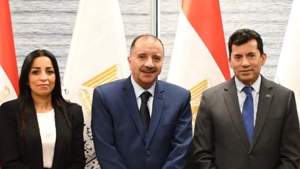 وزير الشباب والرياضة 
