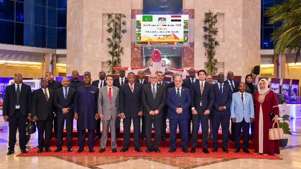 سفراء الدول الأفريقية الشقيقة في ضيافة الهيئة العربية للتصنيع