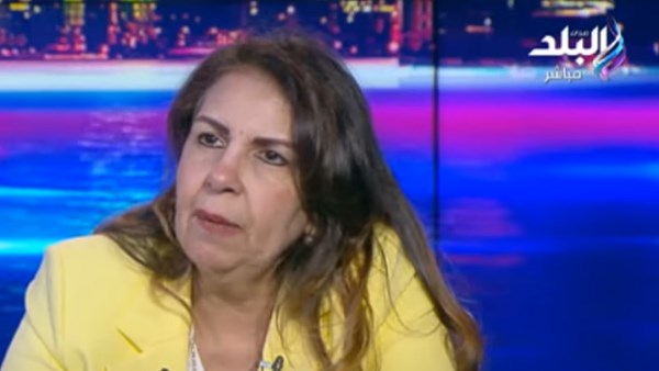 نيفين مسعد، أستاذة العلوم السياسية بجامعة القاهرة