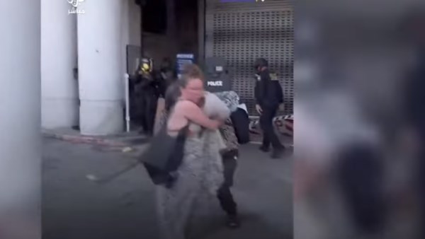 متظاهرون 