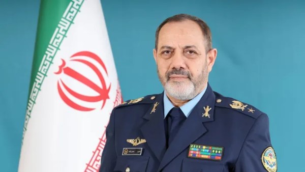 وزير الدفاع الإيراني عزيز نصير زاده