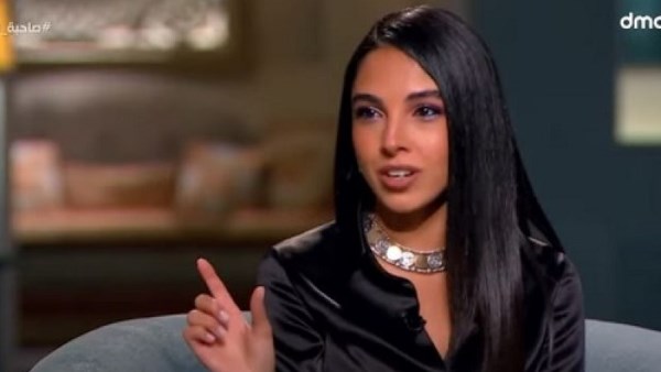 الفنانة سلوى أبو ضيف