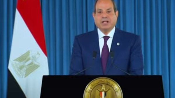 الرئيس السيسي: تخفيف الأعباء عن كاهل المصريين أولوية قصوى للدولة