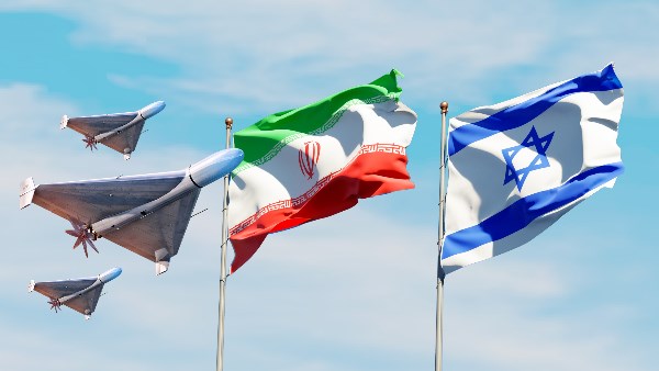 حرب إيران وإسرائيل | تل أبيب تواصل القصف.. وطهران تهاجم بـ أساليب جديدة