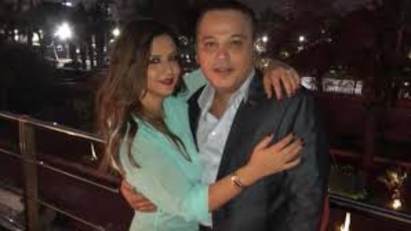 الطلاق عبر السوشيال ميديا.. تامر عبد المنعم آخرهم وأحمد السقا أبرزهم