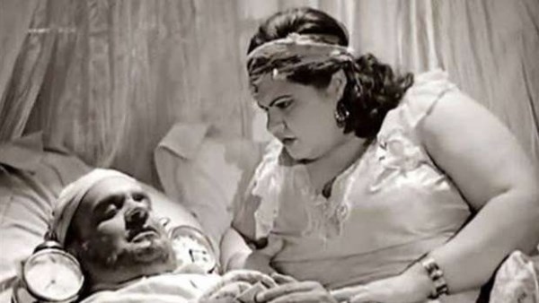 الفنانة إحسان الجزايرلى 