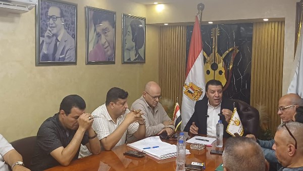 مصطفى كامل 