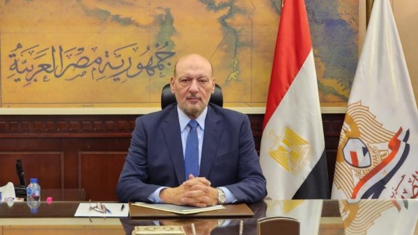المستشار حسين أبو العطا، رئيس حزب "المصريين"، عضو المكتب التنفيذي لتحالف الأحزاب المصرية