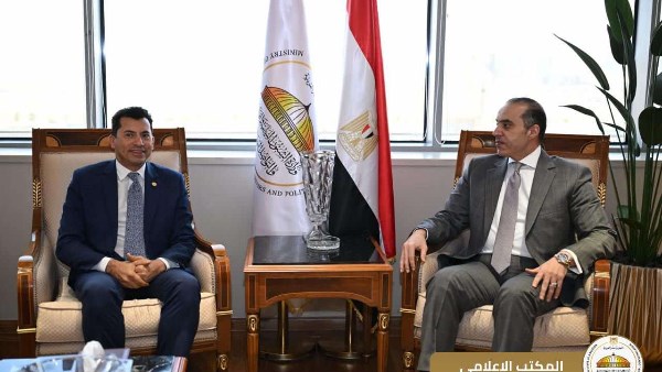 وزير الشئون النيابية ووزير الشباب