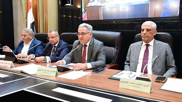 خلال اجتماع لجنة الإدارة المحلية بمجلس النواب 