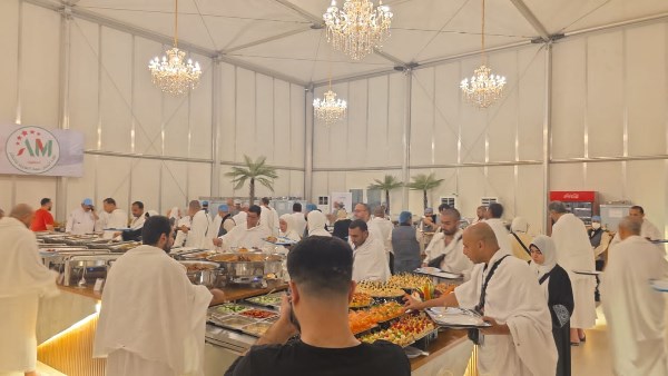 حجاج شركات السياحة 