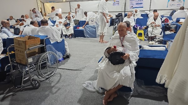حجاج شركات السياحة 