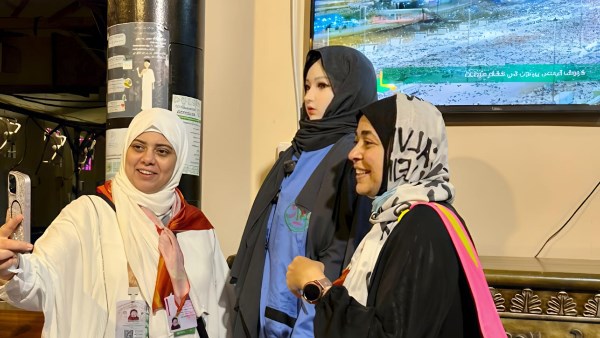 الروبوتات نواف ونورة 