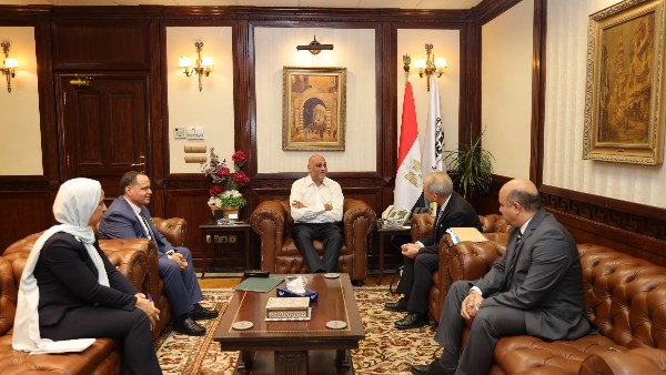 تنمية المشروعات يبدأ المرحلة الثانية لتطوير المشروعات الصناعية الصغيرة بالمنيا والإسكندرية