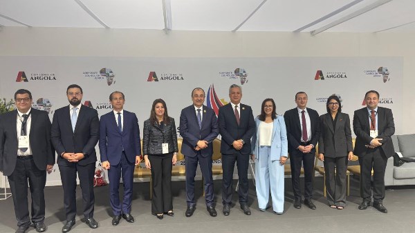 وزير قطاع الأعمال يدعو المستثمرين المغاربة للتوسع في السوق المصري