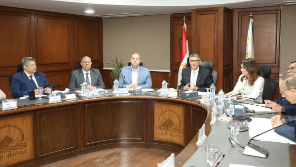محافظ الجيزة يتابع آليات إنشاء محطة تحويل المخلفات إلى كهرباء بأبو رواش
