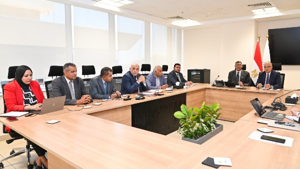 وزير الري ومحافظ الجيزة