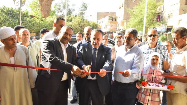 محافظ أسيوط يفتتح موقف سيارات الغنايم بعد تطويره بتكلفة 40 مليون جنيه