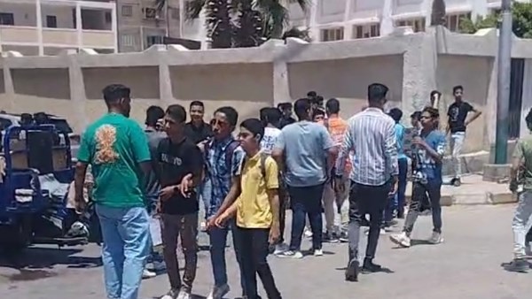 العلوم يرسم البسمة على وجوه طلاب الشهادة  الإعدادية بالمنيا