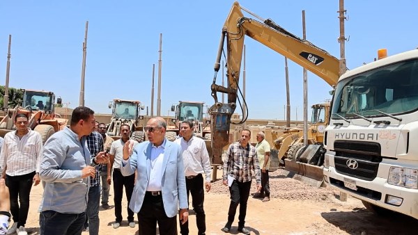 محافظ المنيا خلال الجوله 
