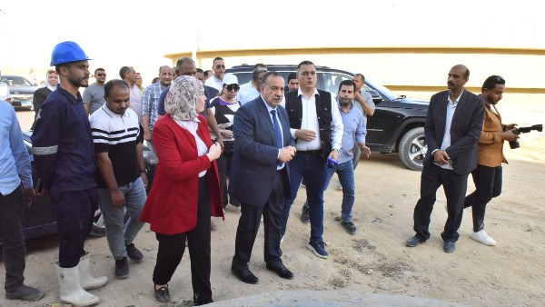 محافظ أسيوط يتفقد محطة معالجة المشايعة ضمن مشروع الصرف الصحي المتكامل بصدفا والغنايم