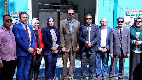 جانب من افتتاح منفذ حياة كريمة بسوهاج