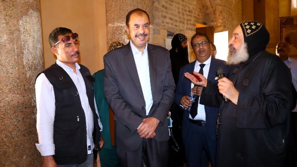 محافظ سوهاج في زيارة لـ الدير الأبيض والأحمر لوضعهما على الخريطة السياحية العالمية