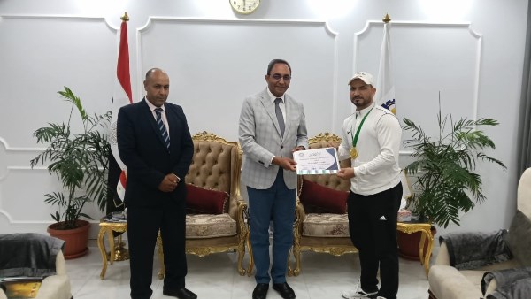 تكريم بطل الوشو كونغ فو