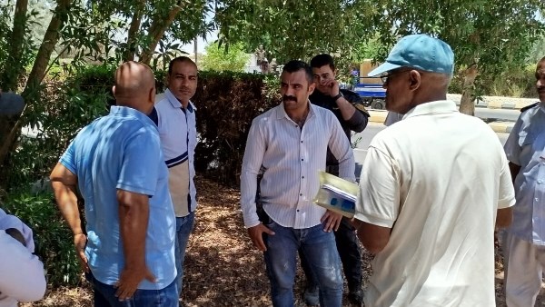السكرتير المساعد بالأقصر يقود حملة مكبرة لإزالة التعديات بمدينة الزينيه