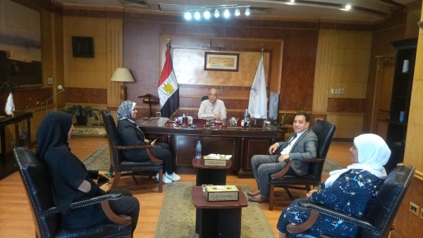 سكرتير عام محافظ الأقصر يعقد اجتماعاً لمسئولي المجلس القومي للسكان ووحدة السكان